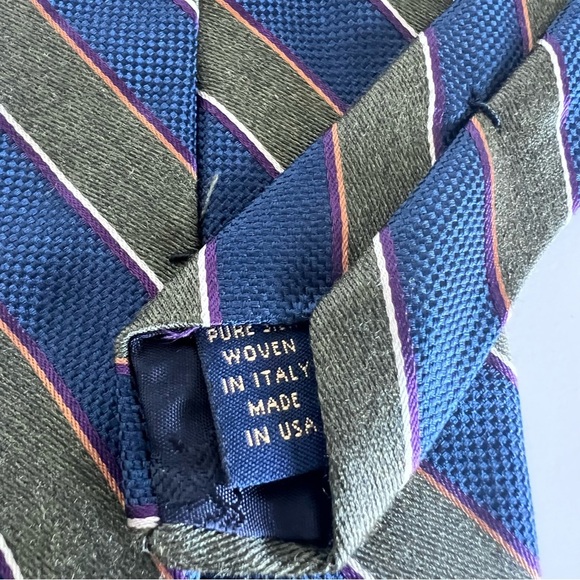 Brooks Brothers Pure Silk Striped Necktie - Picture 3 of 5